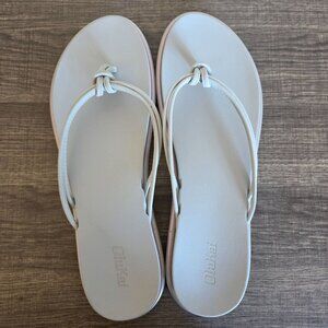 Olukai Aka Knotted Strap Sandals Iridescent/Vapor Grey Women's 10 Water-Friendly